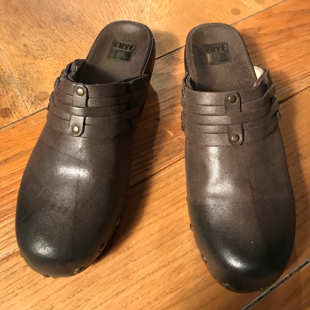 Frye Clogs - Picture 2 of 7